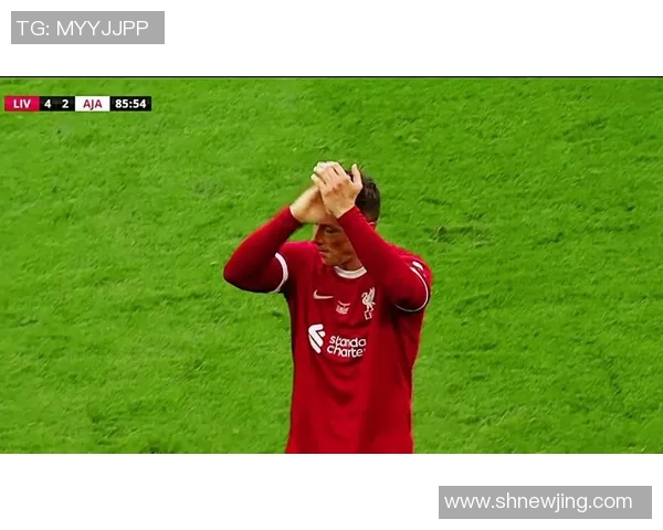 足球明星退役时刻泪目瞬间回顾感人画面引发球迷共鸣